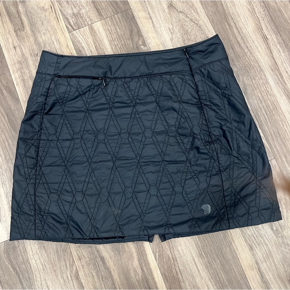 Mountain Hardwear Black Quilted Mini Skirt